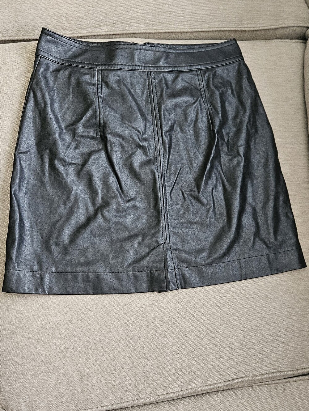 Aritzia WILFRED  Black Faux Leather A-Line Mini Skirt